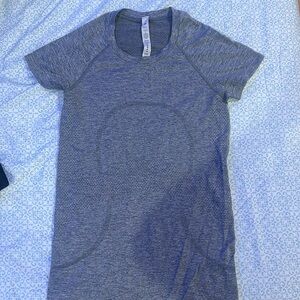 Lululemon swiftly short sleeve t-shirt